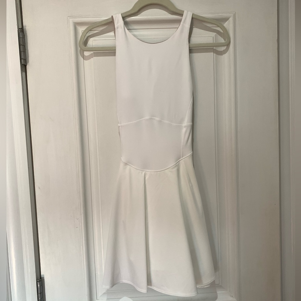 Lululemon White Sleeveless tennis Dress